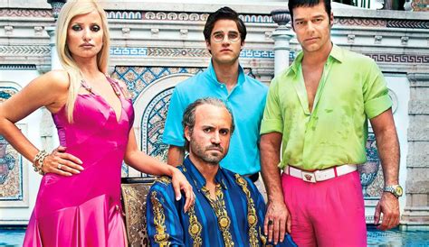 american crime story versace episodios|gianni versace death.